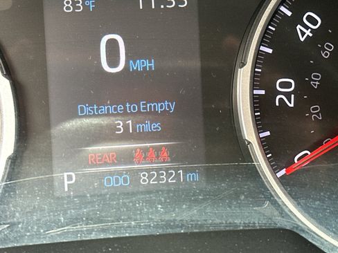 Used 2021 Toyota RAV4 LE FWD image 26