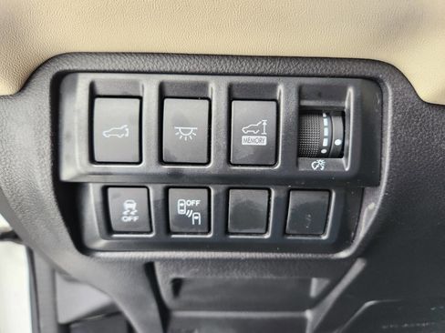 Used 2021 Subaru Ascent Touring w/ Popular Package #2A image 23