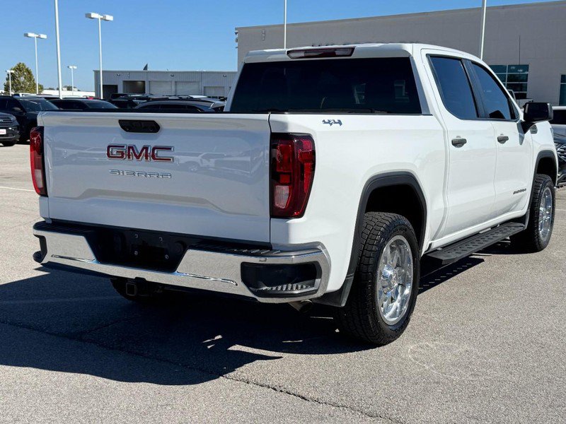 Used 2023 GMC Sierra 1500 Pro w/ Pro Value Package AWD/4WD image 3