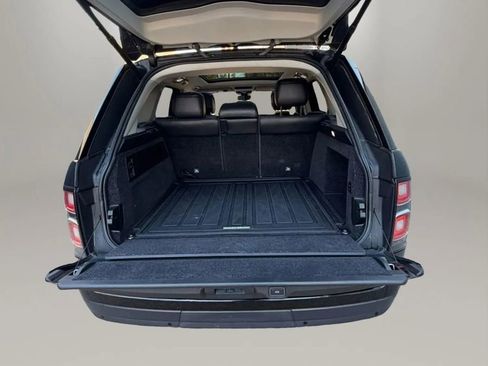 Used 2020 Land Rover Range Rover image 21