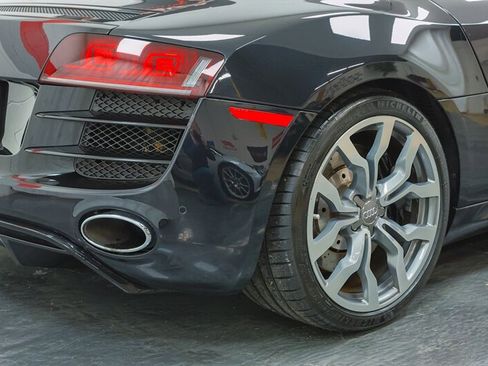 Used 2011 Audi R8 V10 AWD/4WD image 33