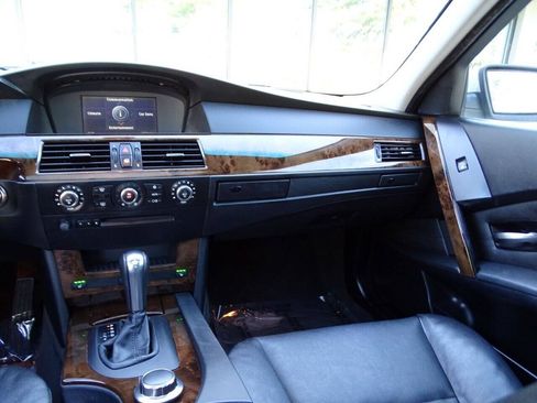 Used 2007 BMW 530xi Wagon AWD/4WD image 55