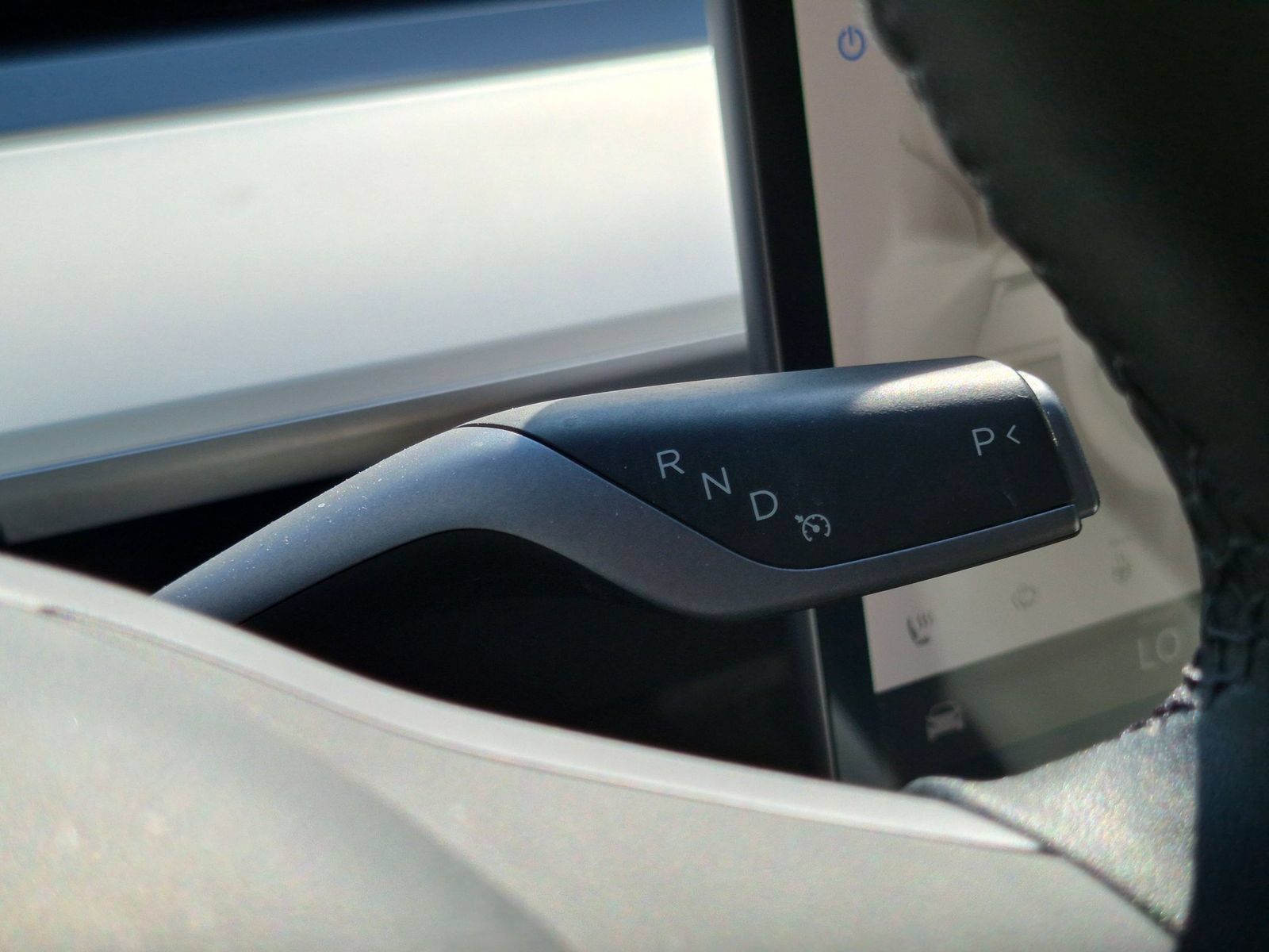 Used 2025 Tesla Model Y Long Range RWD image 25