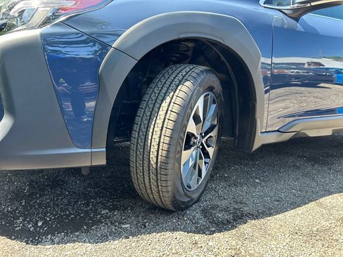 Certified 2023 Subaru Outback Touring AWD/4WD image 21