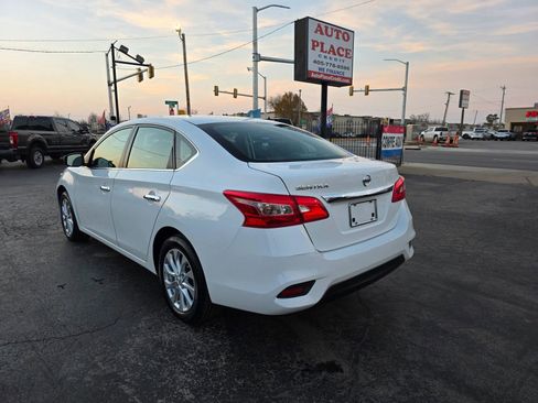 Used 2016 Nissan Sentra S image 5