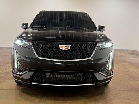 Used 2024 Cadillac XT6 Sport w/ LPO, Floor Liner Package AWD/4WD image 29