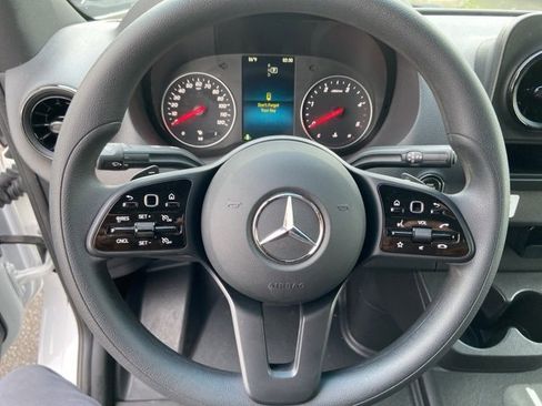 Used 2024 Mercedes-Benz Sprinter 2500 w/ Acoustic Package image 14