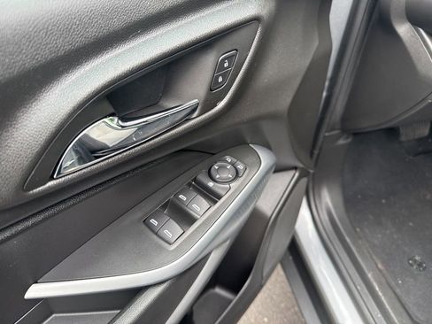 Certified 2024 Chevrolet Trax RS w/ Sunroof Package image 25