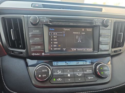 Used 2014 Toyota RAV4 XLE image 21