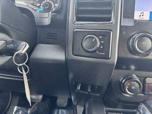 Used 2019 Ford F150 XLT w/ Equipment Group 302A Luxury image 20