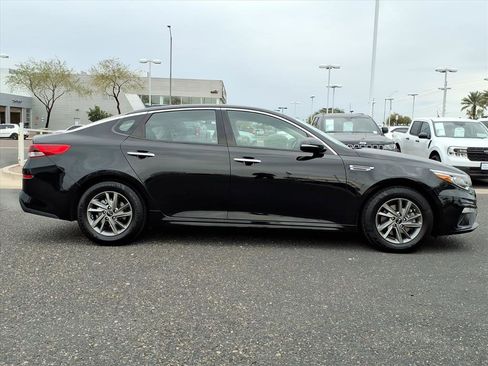 Used 2019 Kia Optima LX image 8