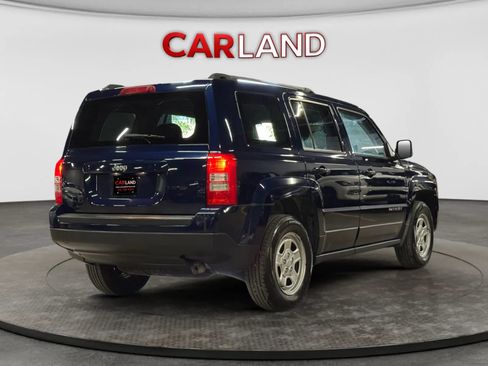 Used 2015 Jeep Patriot Sport w/ Power Value Group FWD image 5
