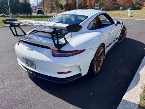 Used 2016 Porsche 911 GT3 RS image 5