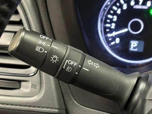 Used 2020 Honda HR-V Sport image 34