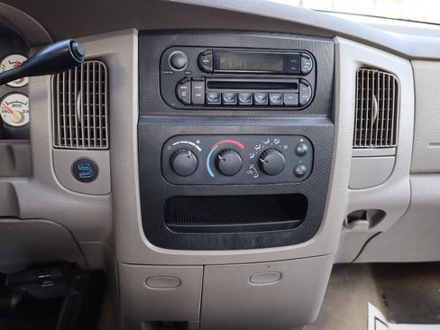 Used 2004 Dodge Ram 2500 Truck SLT w/ Trailer Tow Group AWD/4WD image 9