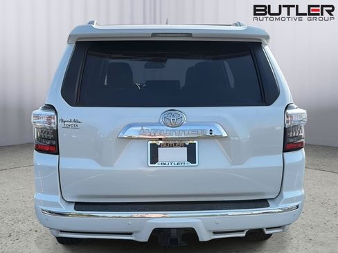 Used 2021 Toyota 4Runner Limited RWD image 9
