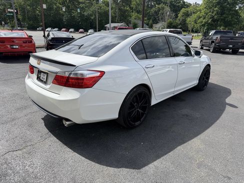 Used 2015 Honda Accord EX-L image 5