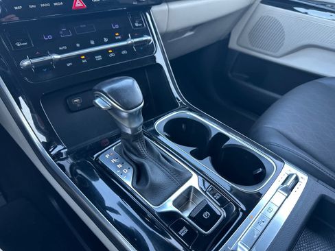 Used 2022 Kia Carnival SX FWD image 27
