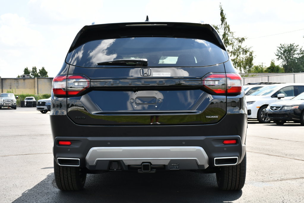 New 2026 Honda Pilot Touring image 6