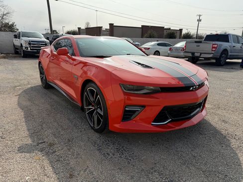 Used 2018 Chevrolet Camaro SS w/ Hot Wheels Edition image 9