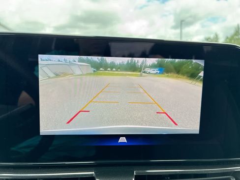 Used 2025 Chevrolet TrailBlazer LT FWD image 14