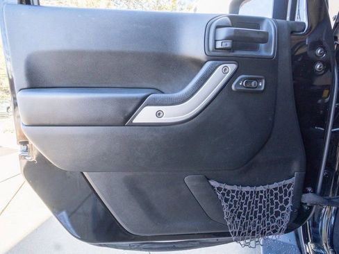 Used 2018 Jeep Wrangler Unlimited Sahara w/ Max Tow Package image 7