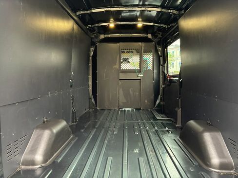 Used 2017 Ford Transit 150 148 Medium Roof RWD image 25