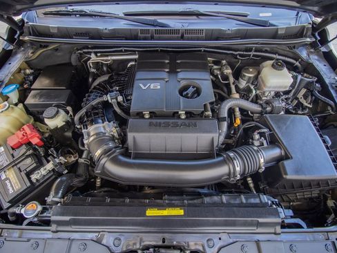 Used 2022 Nissan Frontier S w/ Technology Package AWD/4WD image 42