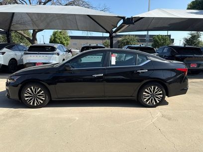 Certified 2025 Nissan Altima 2.5 SV