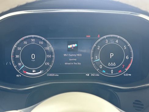 Used 2026 Jaguar F-PACE R-Dynamic S image 16