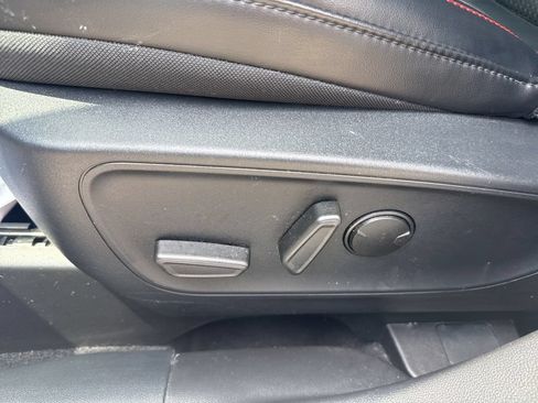Used 2024 Ford Escape ST-Line w/ Tech Pack #1 AWD/4WD image 8