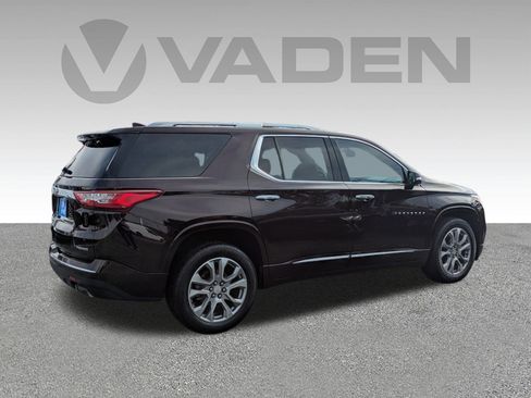 Used 2020 Chevrolet Traverse Premier w/ LPO, Cargo Package image 29