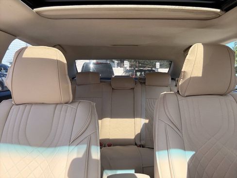 Used 2014 Lexus ES 350 w/ Luxury Package FWD image 26