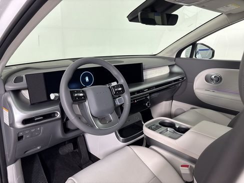New 2026 Hyundai Ioniq 9 SEL image 15