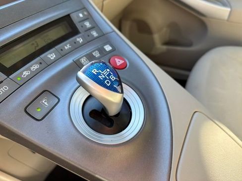 Used 2015 Toyota Prius Four image 26