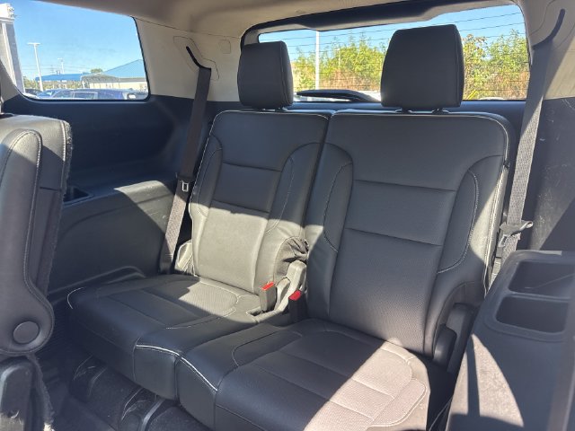 Used 2019 GMC Acadia Denali w/ Technology Package FWD image 11