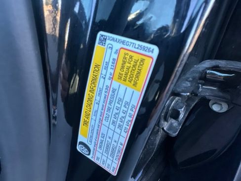 Used 2026 Chevrolet Equinox LT FWD image 13