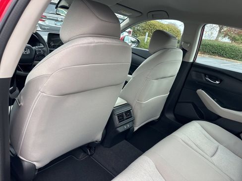 New 2025 Honda Accord LX image 13