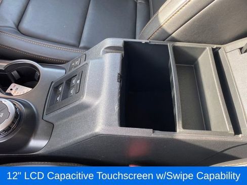 Used 2022 Ford Bronco Badlands image 14