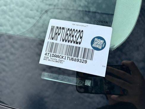 Used 2026 Toyota Camry LE FWD image 32