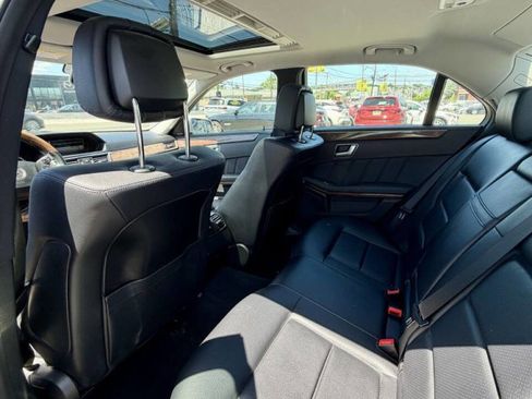 Used 2013 Mercedes-Benz E 350 4MATIC Sedan image 13