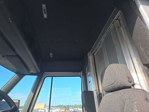 Used 2024 Chevrolet Brightdrop 600 w/ Commercial Equipment Package AWD/4WD image 9