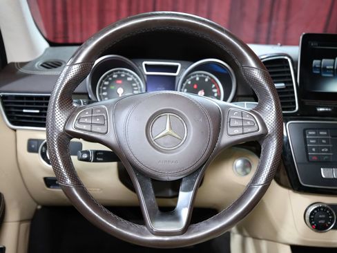 Used 2017 Mercedes-Benz GLS 450 4MATIC image 17