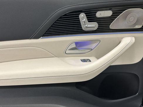 Certified 2024 Mercedes-Benz GLS 580 4MATIC image 26