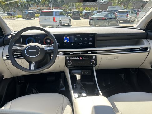 New 2026 Hyundai Tucson SEL Plus w/ Tow & Go Package AWD/4WD image 3