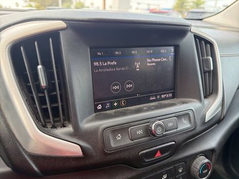 Used 2020 GMC Terrain SLE w/ Elevation Edition image 13