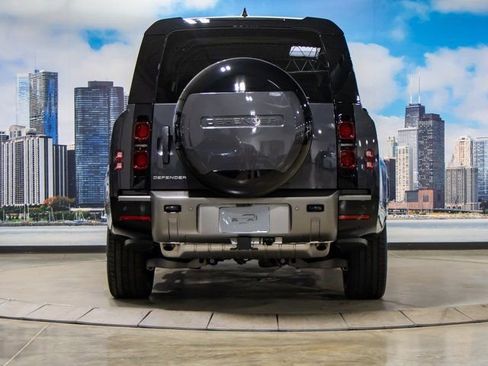 Certified 2025 Land Rover Defender 130 X-Dynamic SE image 11