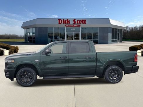 New 2026 RAM 1500 4x4 Crew Cab image 5