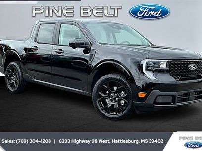 New 2025 Ford Maverick Lariat w/ Black Appearance Package