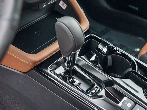 Used 2026 Subaru Forester Touring image 21